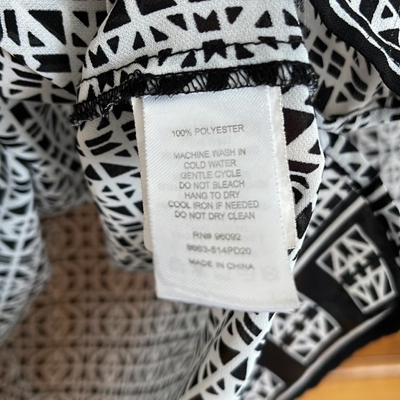 Tunic Blouse - Picture 3 of 4